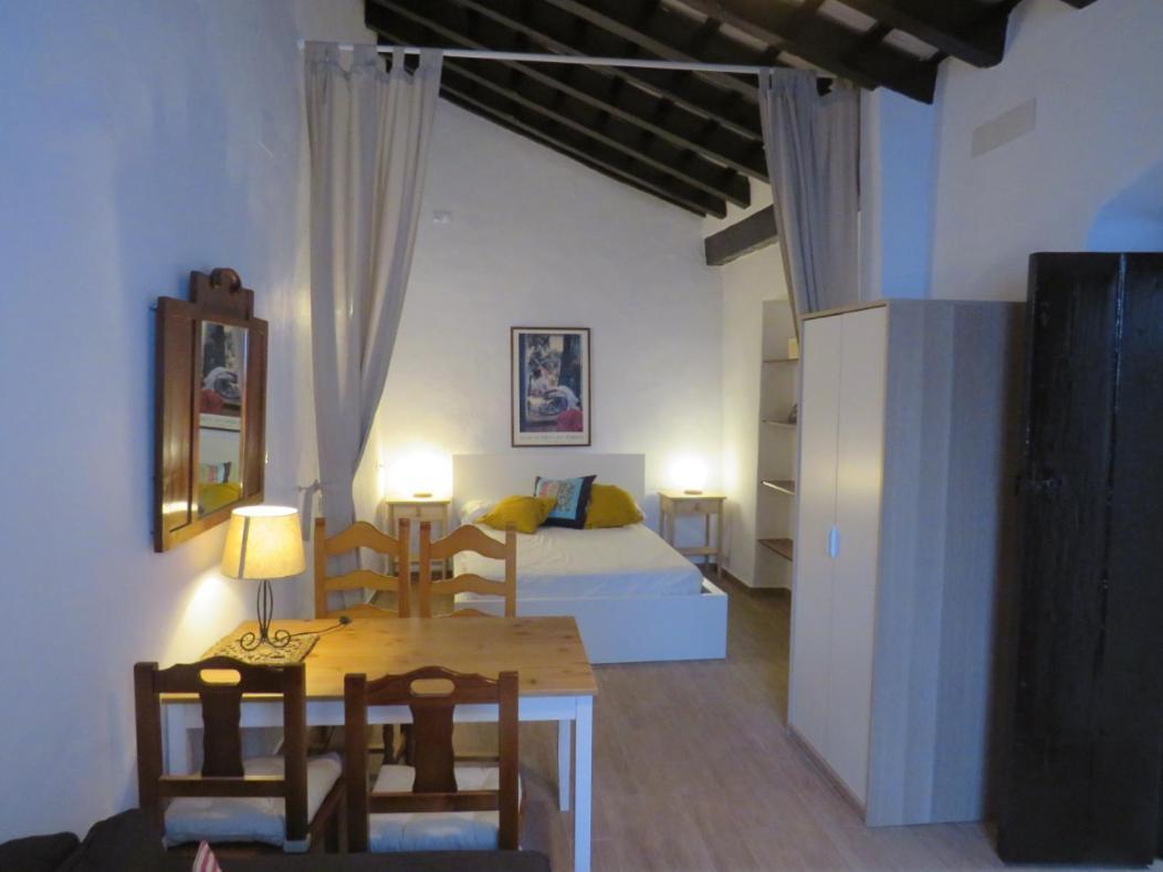 Apartamento Y Estudio Tranquilo Centro De Conil Apartamento *